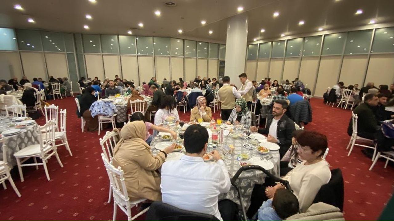 Bursa'da glütensiz iftar