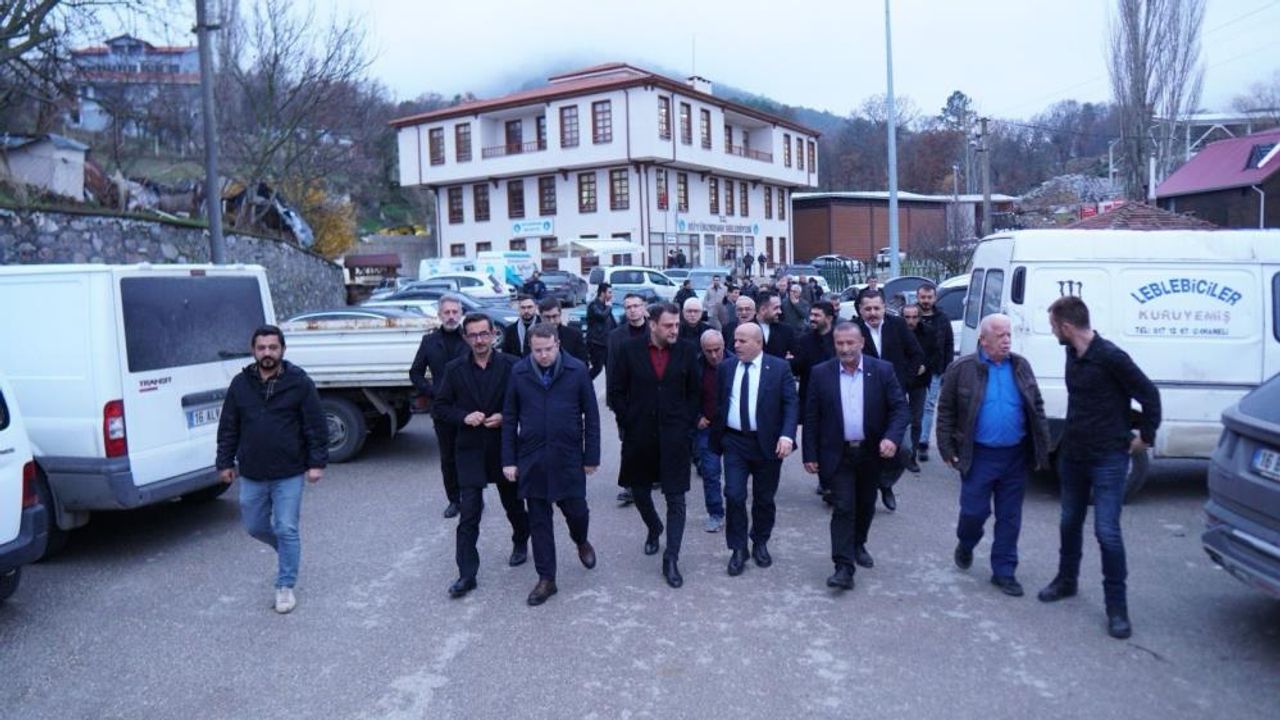 MHP Bursa dağ ilçelerine çıkarma yaptı