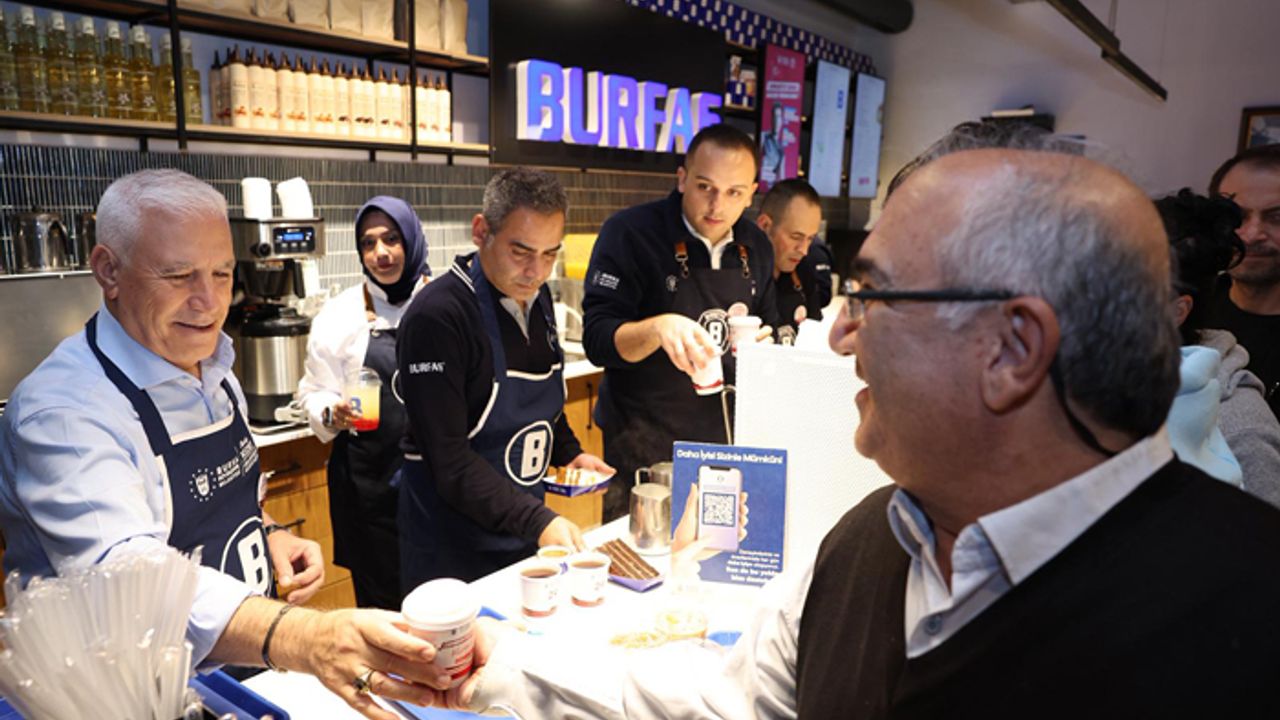 Cumhuriyet'in atmosferi Bursa'yı kuşatıyor