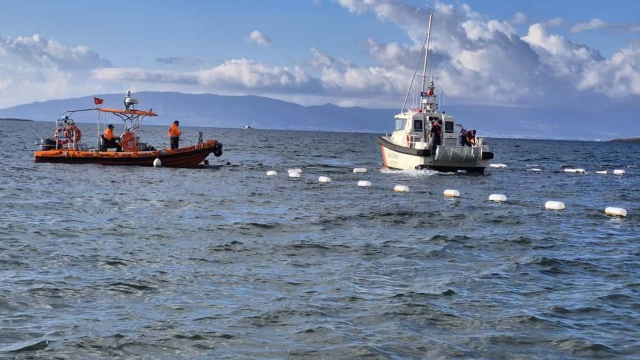 Tekne battı, 7 kişi can verdi