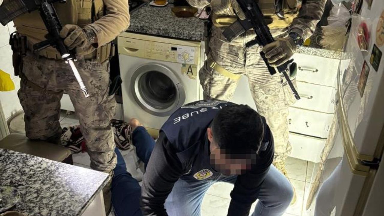 Polis enselerine çöktü, yeni nesil suç örgütüne operasyon