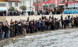 Göç yolunda ölenler Mudanya'da  anıldı