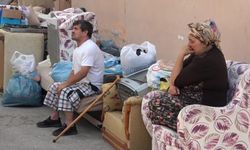 Bursa'da, zalim ev sahibi engelli çifti sokağa attı