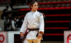 Osmangazili judocu Zeynep Öztürk'ten Bulgaristan'da milli başarı