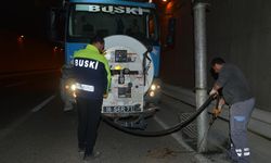 BUSKİ ekipleri Bursa'yı temizliyor