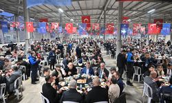 Bursa Büyükşehir binlerce kişiyi iftarda buluşturuyor