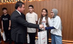 LGS'ye hazırlanan öğrencilere Erkan Aydın moral verdi