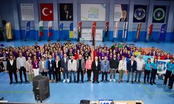 Bursa'da kardeş şehirlerin voleybol turnuvası başladı