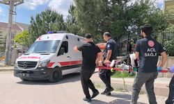 Korkuluk demiri bacağına saplandı!