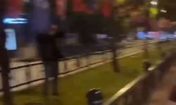 Bayrak yakmak isteyen şahıs yakalandı