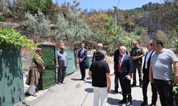Mustafa Bozbey'den yangın bölgesinde vatandaşla buluştu