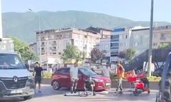 Bursa'da korkunç kaza, üst geçidi kullanmayınca...