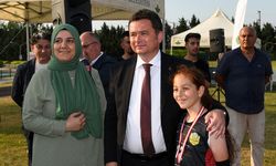 Türkiye’de bir ilk gerçekleşti, voleybolcular Osmangazi’de buluştu