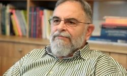 Tarihçi Mete Tunçay hayatını kaybetti