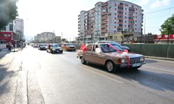 Sünnet çocukları başkanıyla şehir turu attı