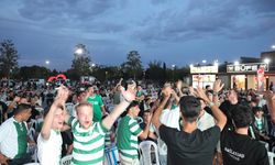 Milli heyecan ve Bursaspor maçını dev ekranda izlediler