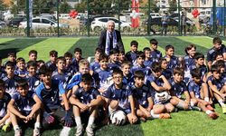 Gençler istedi Bozbey yaptı