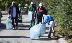 Osmangazi'de temiz çevre için çöp topladılar