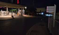 Güvenlik görevlisi arkadaşlarını vurdu!