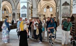 Turist rehberleri Ulucami'de eğitim aldı