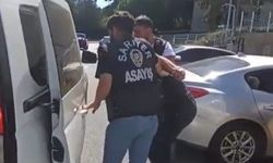 Yemek yerine zehir taşıyan kurye!