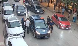 Kalp krizi geçiren adama kayıtsız kalmadılar