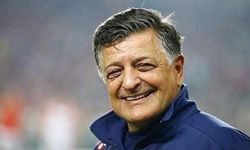 Yılmaz Vural geri döndü