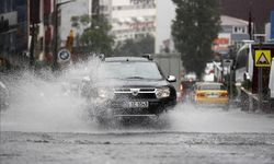 İstanbul'da yağmur  etkili oluyor
