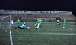 Bursasporlu eski futbolcular turnuvaya renk kattı
