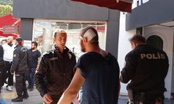 Bursa'da dükkan komşusunu acımadan vurdu!