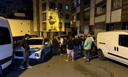 Sokağa aracıyla daldı, 8 otomobile çarptı