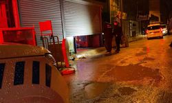 İşyerine kurşun yağdırıp kaçtı