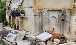 Bizans çeşmesine tahrip ettiler!