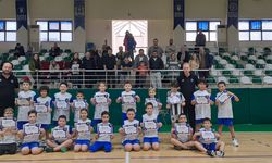 Bursa'da sporcu çocuklar sertifikalarını aldı