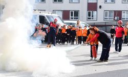 Öğrencilerin deprem ve afet eğitimi gerçeği aratmadı