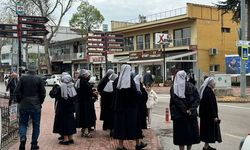 Bursa'yı rahibiler bastı!