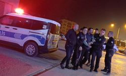 Oğlunu çarparak yaralayan taksiciyi silahla vurdu!