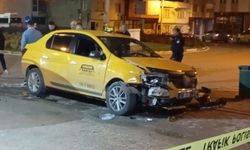 Bursa'da taksiyi gasp etti, araçlara çarpınca yakalandı!