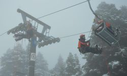 Uludağ'da mahsur kalanları kurtardılar!