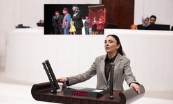 CHP'li vekilden Turizm Bakanı Ersoy'a tiyatro tepkisi