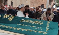 Bursaspor'un eski yöneticisi Adem Sakarya toprağa verildi