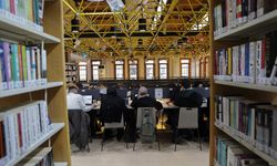 Kitapların arasında zaman yolculuğu