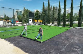 Bursa’da futbol sahaları yenileniyor