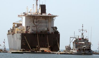 Gazze'de liman inşa etmek için yola çıkan ABD gemisi geri döndü!