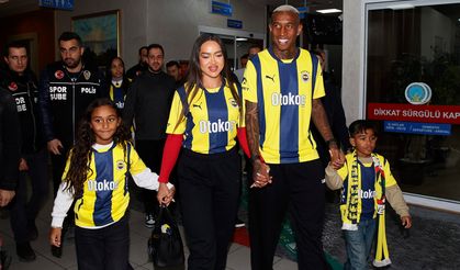 Fenerbahçe taraftarı Talisca'yı bağrına bastı