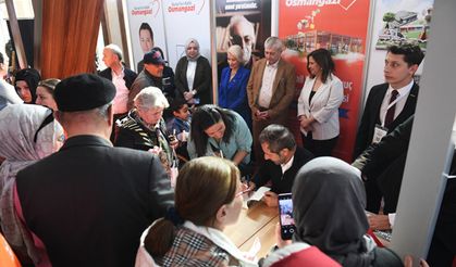 Gazeteci Serhan Asker Bursa'da okurlarla buluştu