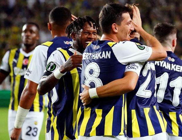 Fenerbahçe Avrupa'yı sallıyor: 3-1