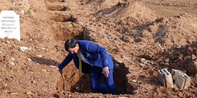 Mezara girdi bir daha çıkamadı!