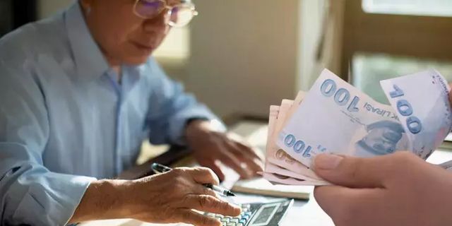 Emekli maaşlarına büyük zam geliyor! SSK-SGK, Bağ-Kur, Esnaf emeklisinin en düşük maaşı 12 bin TL olacak! Maaşı 7.500, 8