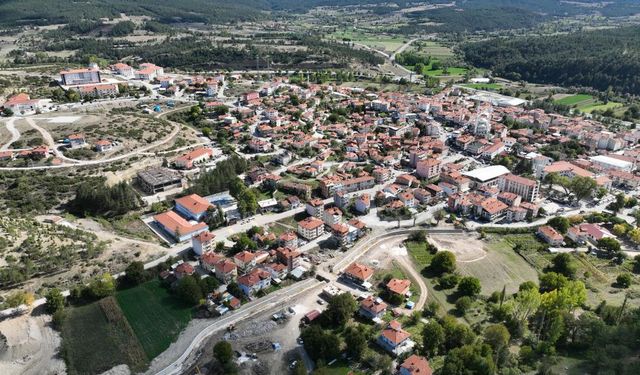 Maliyetlerden dolayı tarlaları ekilemeyen ilçeye dere ıslahı